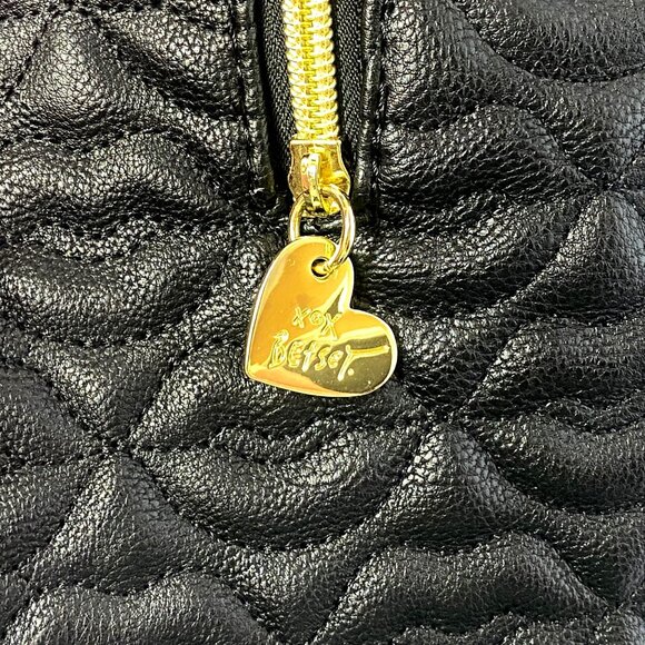 Betsey Johnson Quilted Black Lips Faux Leather Satchel Bag & Pom Poms Love Coll - Picture 4 of 14